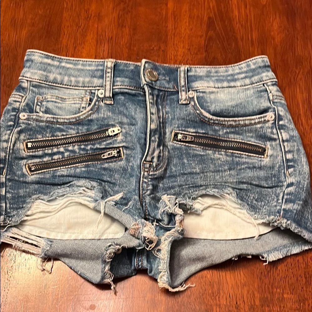American Eagle hi-rise shortie denim jean shorts with zippers size 2